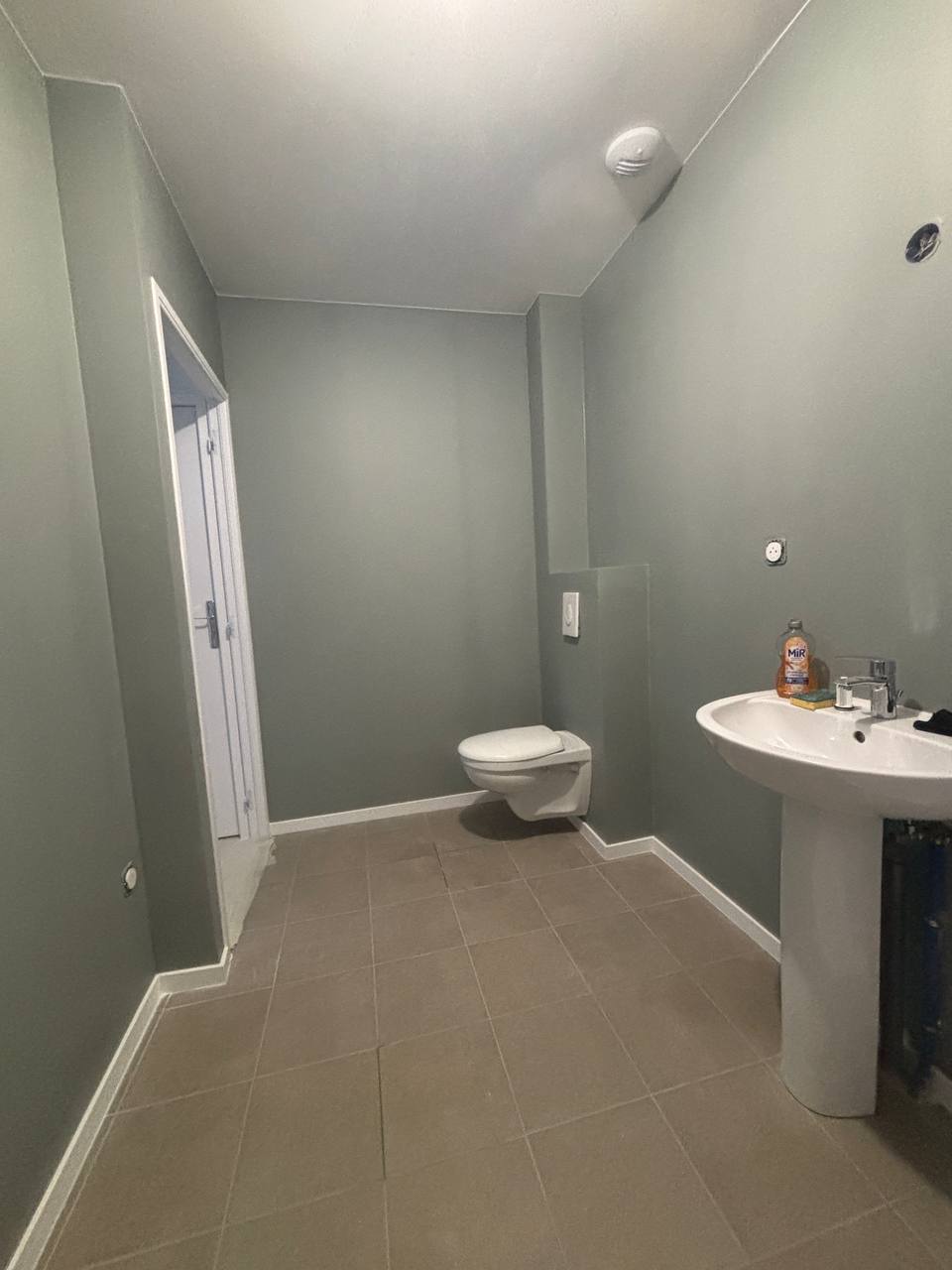 why-choose-us Photo 2026 04 04 12 37 55